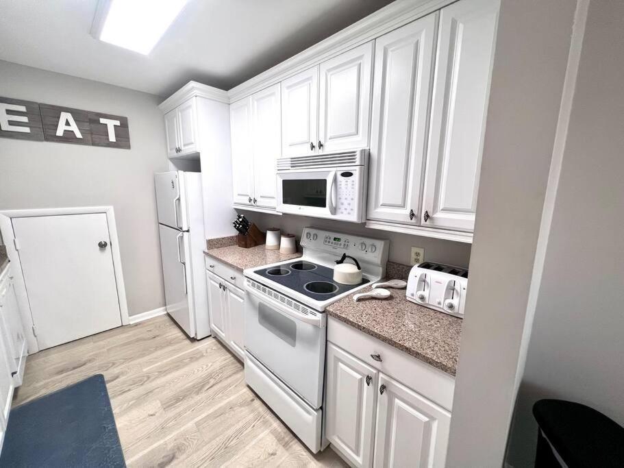 New Pics! Harbour Town 3Br/3Ba - Pool Access - Book Now Hilton Head Island Exterior foto
